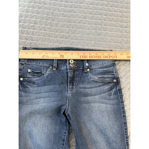 Torrid jeans: Boyfriend Straight fit, Medium Wash, Size 10T - Picture 5 of 7